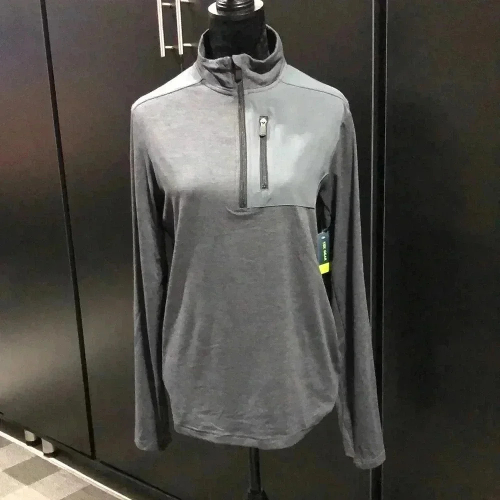 Tek Gear Quarter Zip pull over,moisture wicking,stretch,reflective,pockets